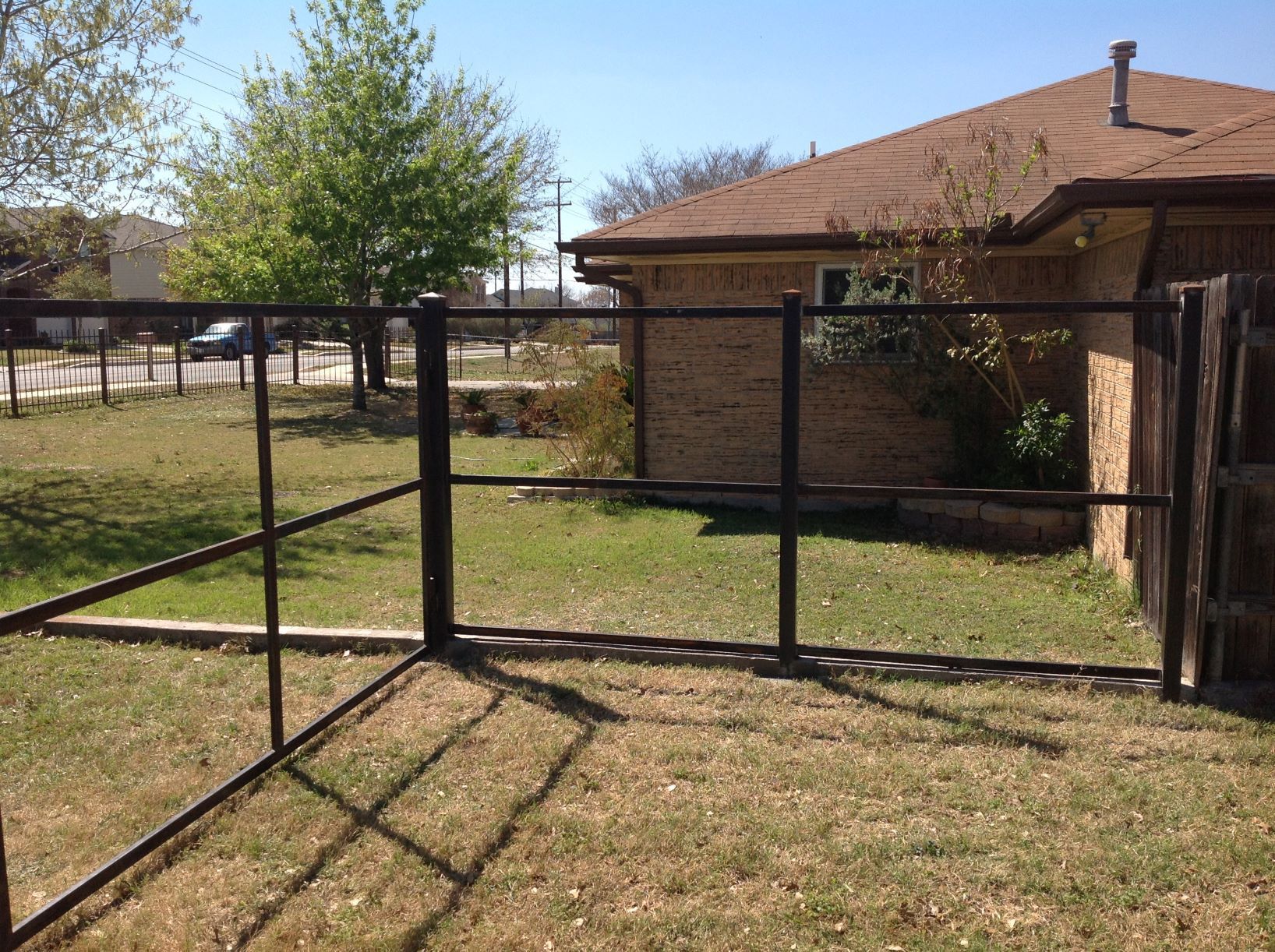 Fabricated metal fence frame